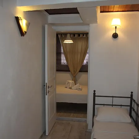 Imerek Stone House אלאקאטי