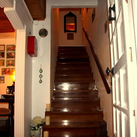 Imerek Stone House 2*