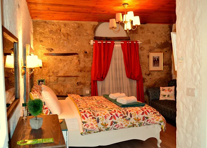 Imerek Stone House Gasthof 2*